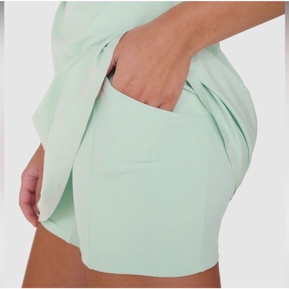 Bad Birdie Core Performance Gold Dress in Mint Green, size L, NWT - Picture 1 of 12
